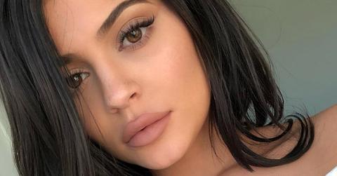 Kylie jenner slammed by fans for lip fillers