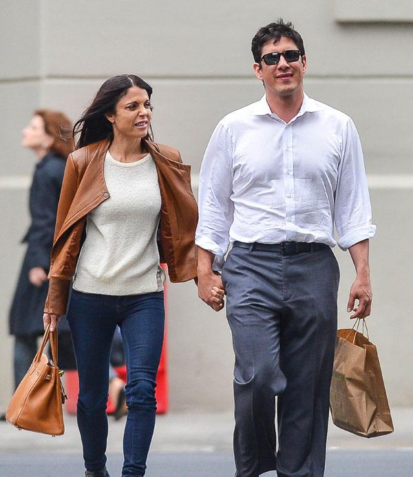 Bethenny frankel holding hands new man 02