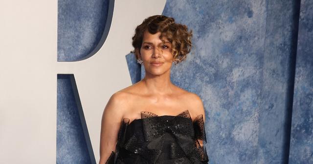 halle berry sheds clothes enjoy wine buff
