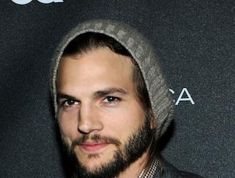 Ashton_kutcher_nov21_0.jpg