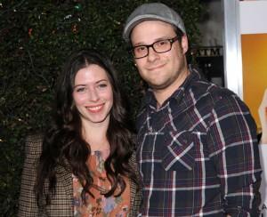 2011__01__Lauren_Miller_Seth_Rogen_Jan7newsnea 300×244.jpg