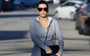 2011__04__18_Kardashi1 300×188.jpg