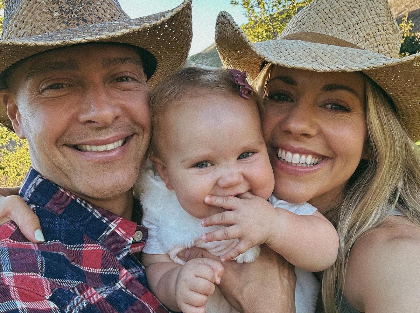 joey lawrence disappointed samantha cope divorce turned out affair