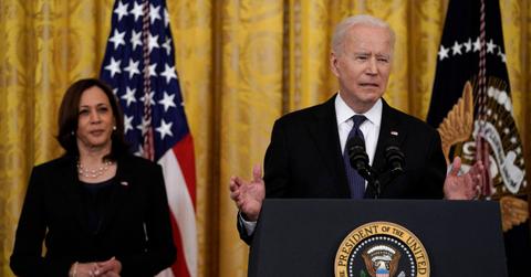 kamala harris defends joe biden age