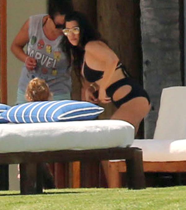 Kourtney kardashian post bikini body photos 08