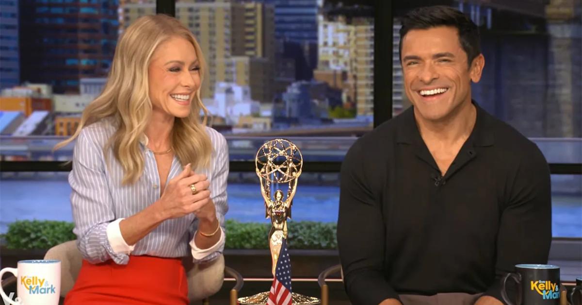 Image of Kelly Ripa and Mark Consuelos were startled after waking up to '70 text messages.'