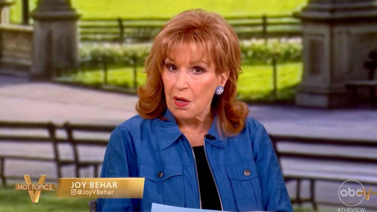 Photo of Joy Behar joked the president isn't worried about the parasite outbreak because he's 'never ate a salad.'