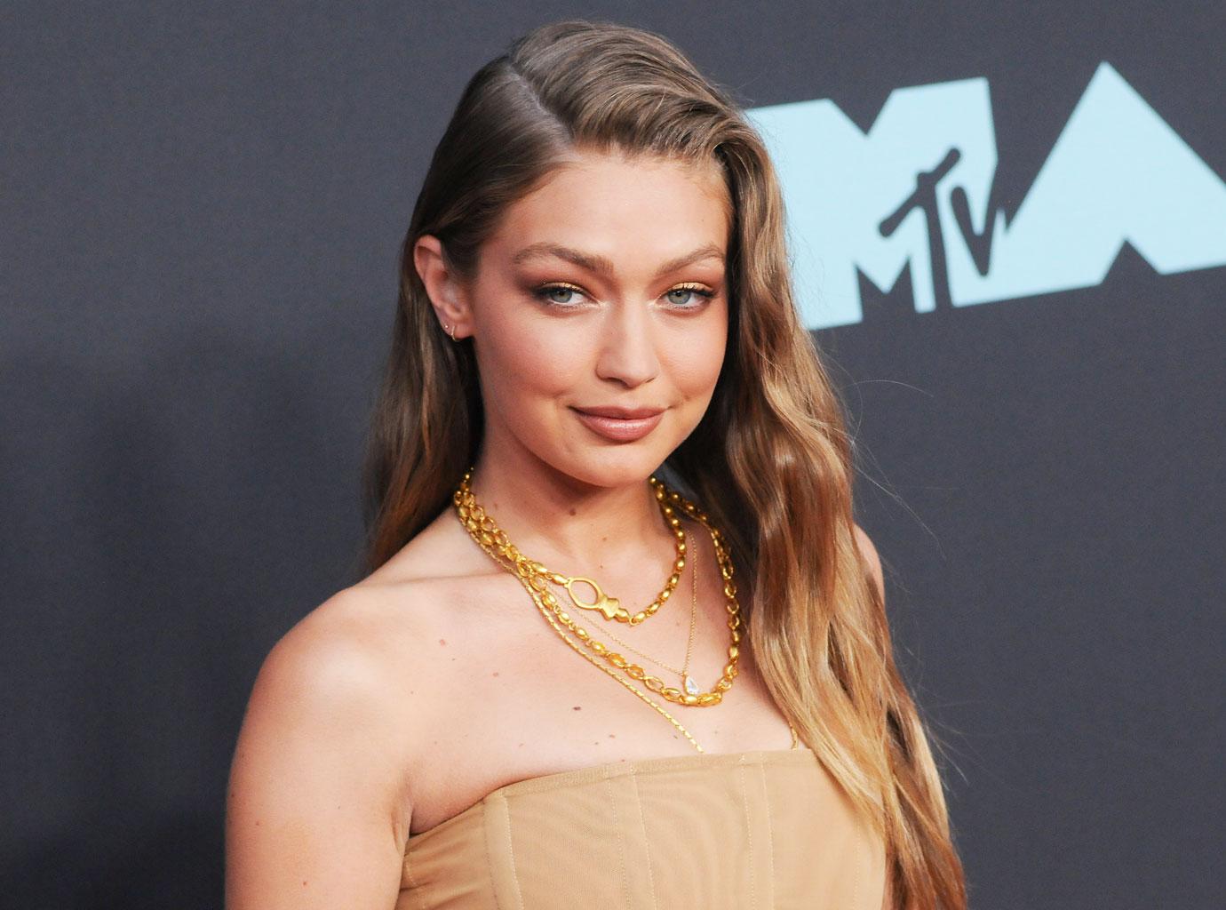 gigi hadid posts throwback baby bump pics