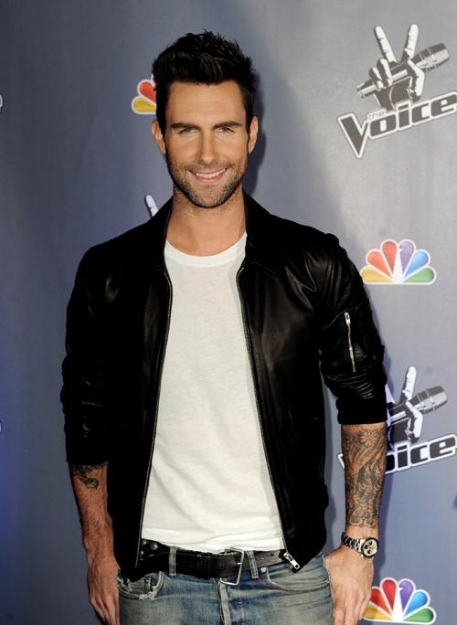 Hot adam levine_ _1.jpg