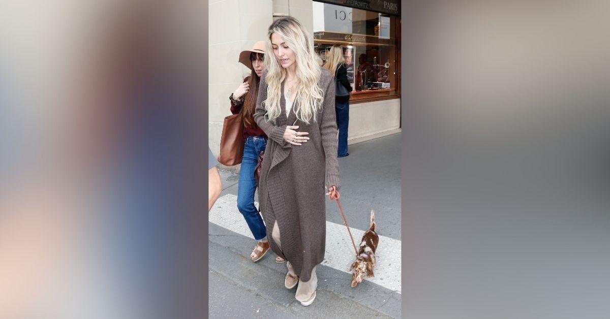 image of Paris Jackson refuses to get surgery because she wants to remain sober. 