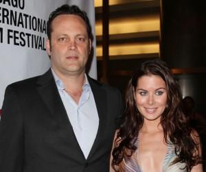 2010__12__Vince_Vaughn_Kyla_Weber_Dec20news 300×285.jpg