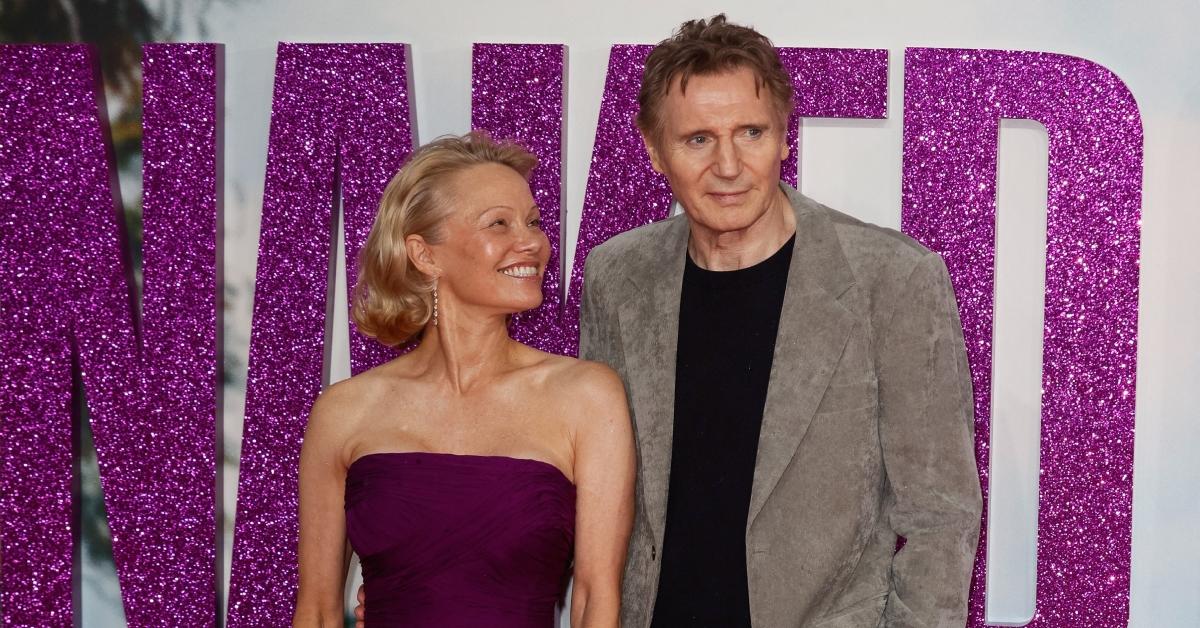 Image of the A-listers' on-screen romance appeared to continue in real life.