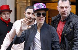 Justin bieber6 teaser_319x206.jpg