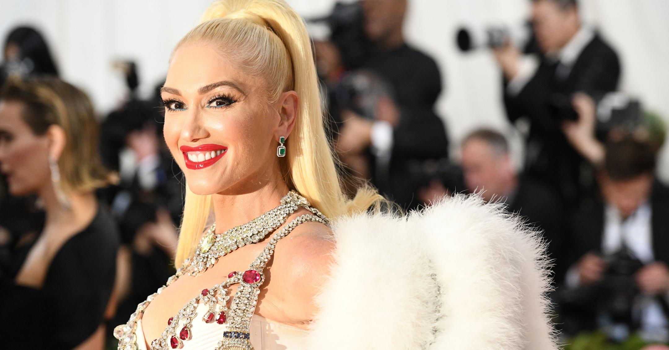 Gwen Stefani Was 'Devastated' After Dropping Off Son Apollo At School