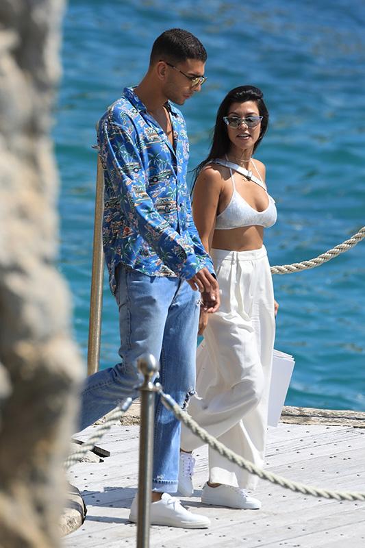 Kourtney Kardashian and Younes Bendjima leaving the Eden Roc Hotel