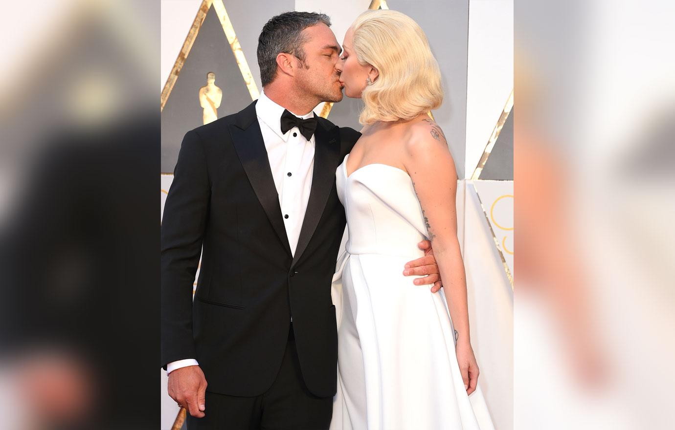 taylor kinney and lady gaga at oscars