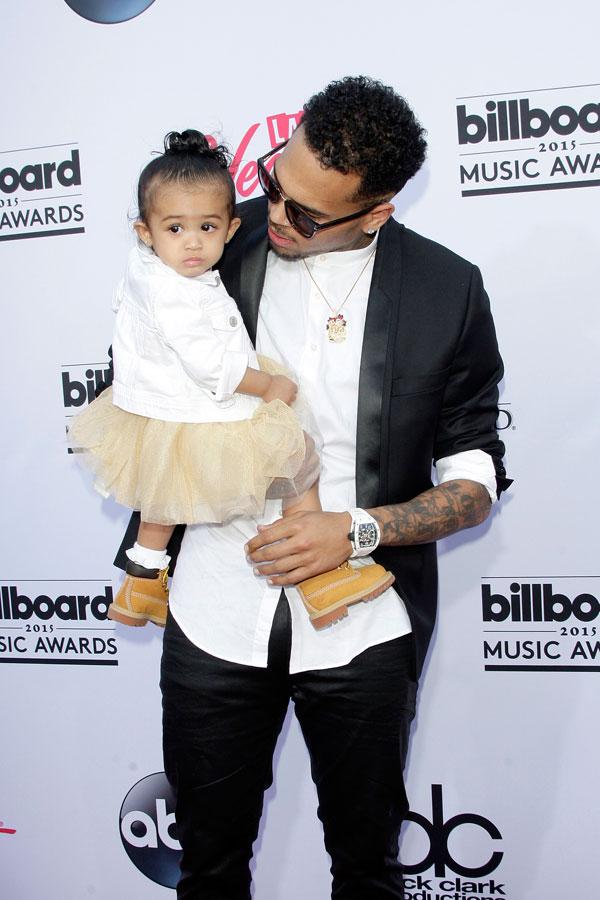 Chris brown royalty billboard awards2