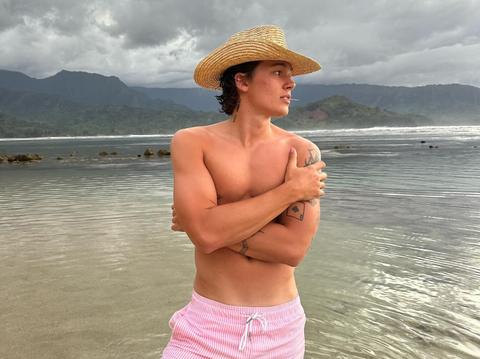 Sami Sheen, 20, Kisses Boyfriend In Steamy Shower Snap For OnlyFans