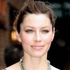 2009__10__jessica biel 224&#215;225.jpg