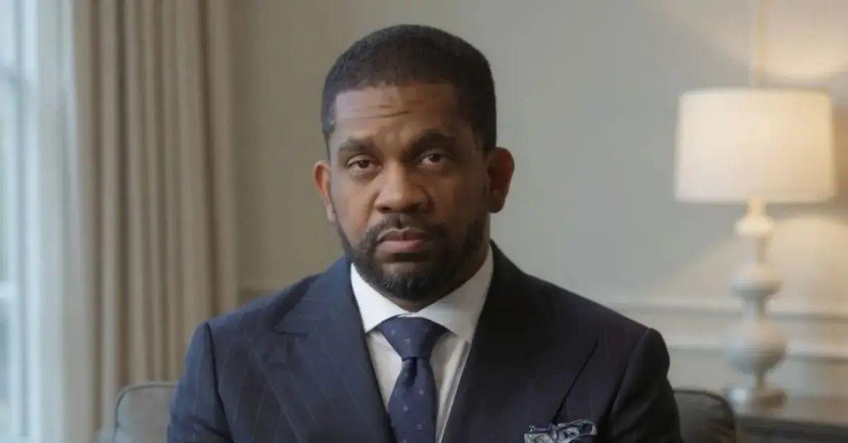 Photo of Christopher Bouzy