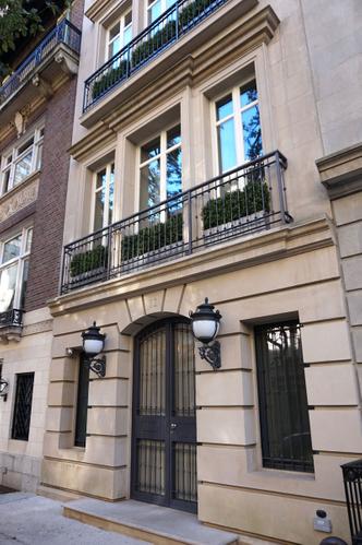 Kelly Ripa’s Upper East Side Home Is Beyond Gorgeous!
