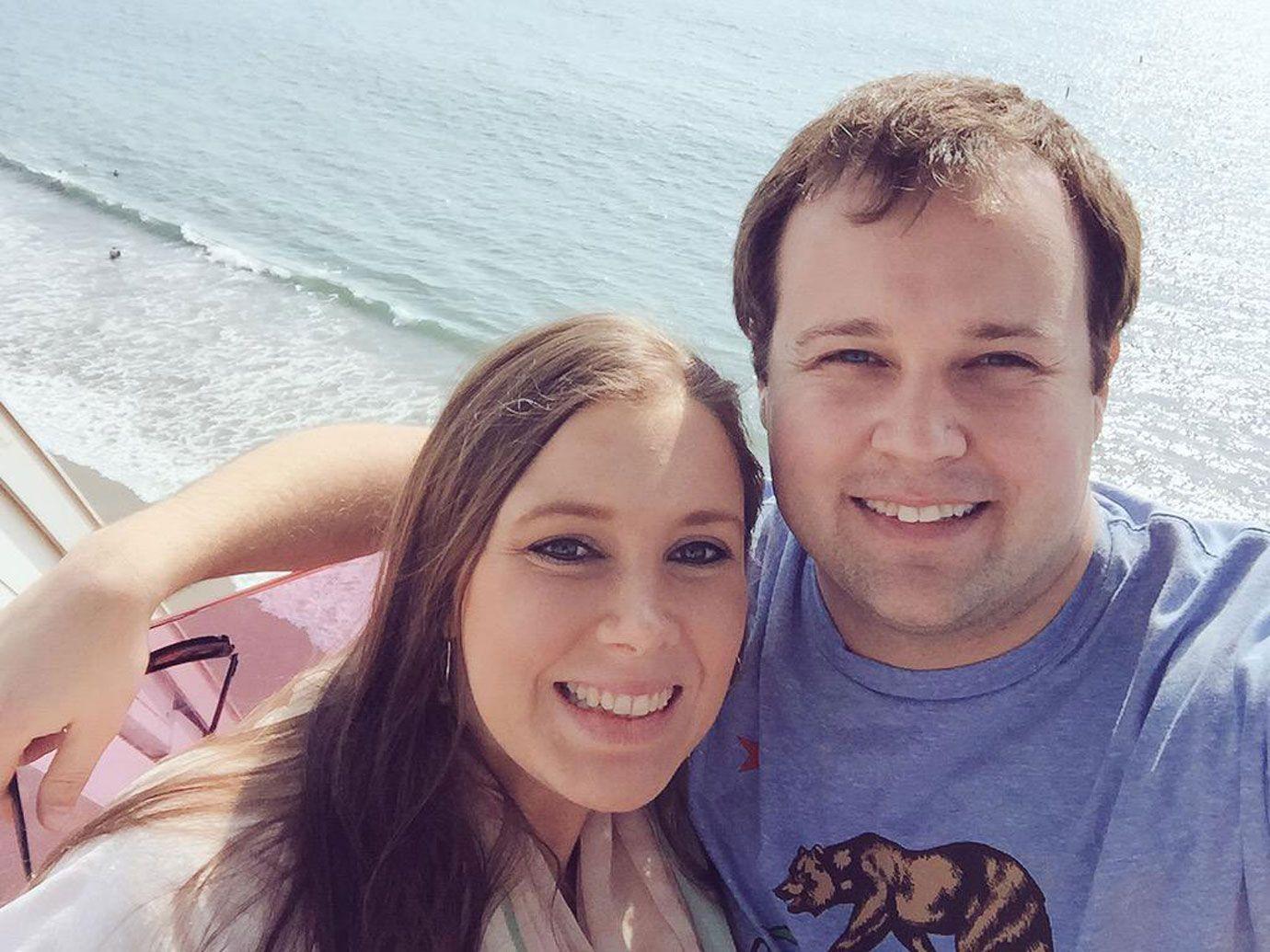 josh duggar anna gallery pic