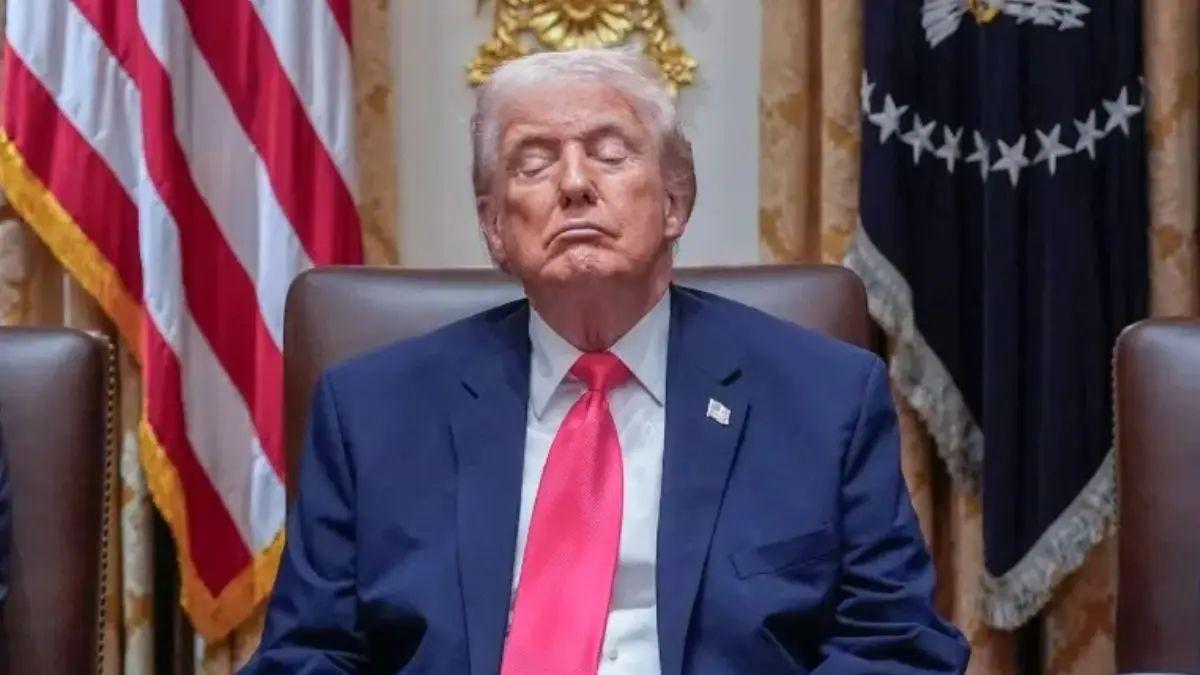 image of The president insisted he's merely been captured closing his eyes.