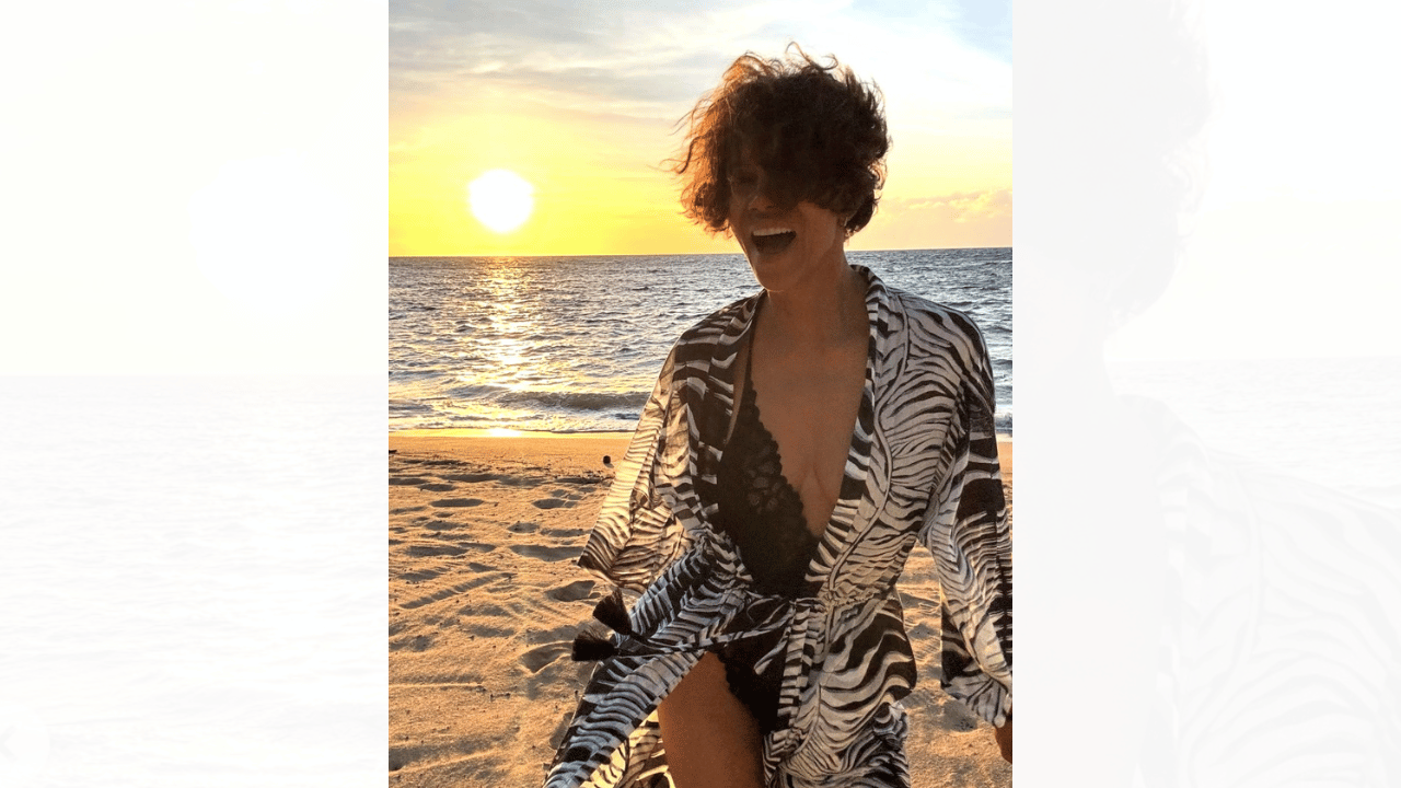 Image of Halle Berry was joined by her fiancé, Van Hunt, for the tropical getaway.  