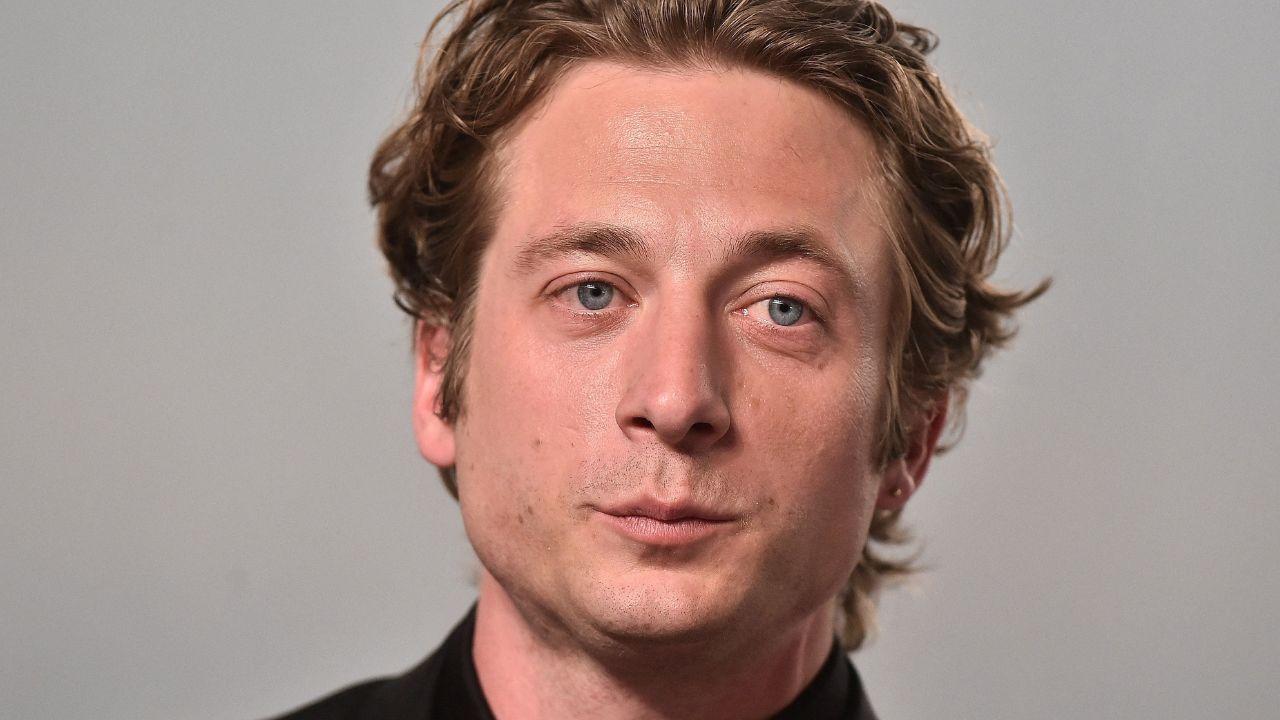 Image of Jeremy Allen White