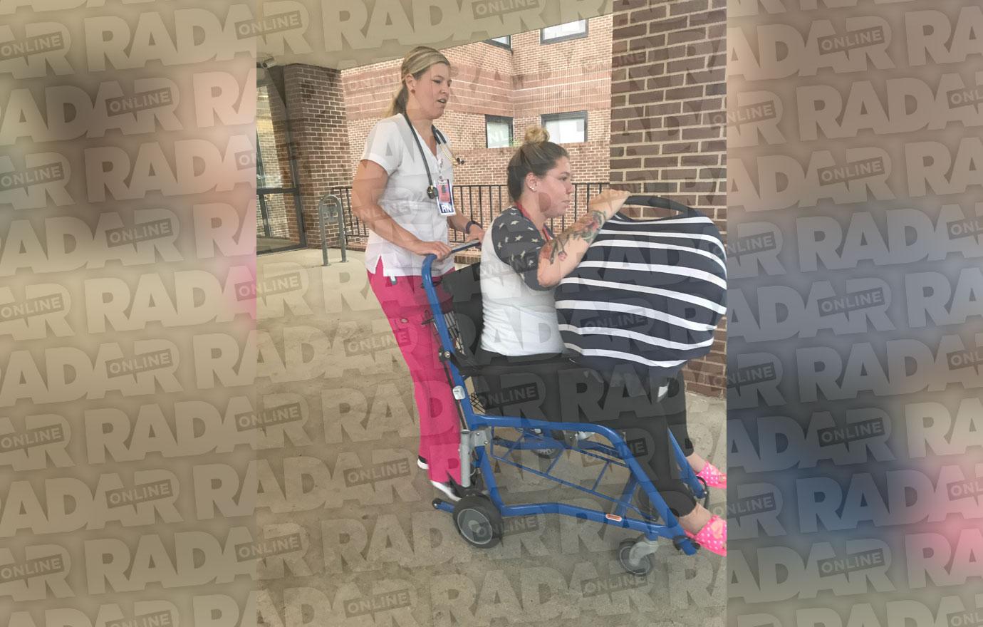 Kailyn lowry leaving hospital new baby ex chris lopez&#8211;10