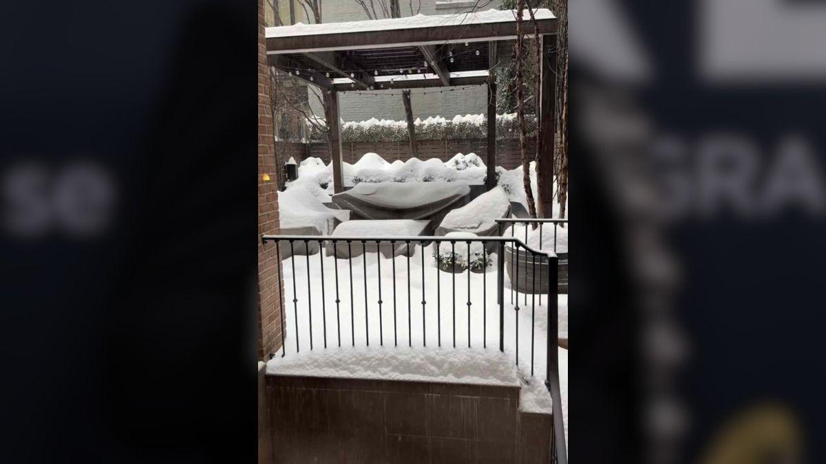 image of Kelly Ripa's patio