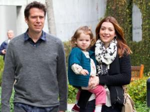 2011__03__alyson_hannigan_march24_05a 300×223.jpg