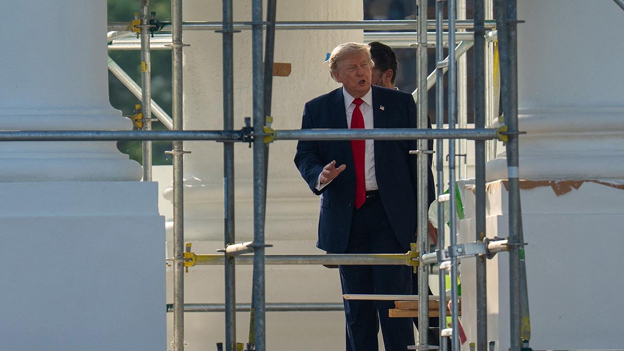 Image of Donald Trump secretly evacuated Air Force One on an airport catering truck in Turkey last month.
