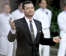 2009__09__full_kloe_kardashian_wed_26_wenn2590661 225×193.jpg