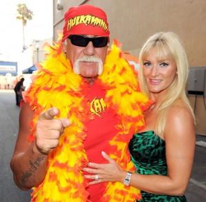 2010__12__Hulk_Hogan_Jennifer_McDaniel_Dec15news 300&#215;294.jpg