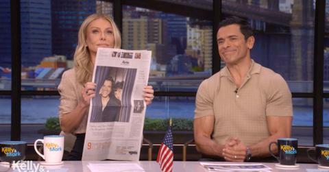 Photo of Kelly Ripa and Mark Consuelos.