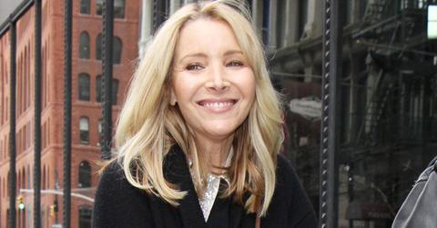 Lisa Kudrow NBC Friends sitcom remake not happening video