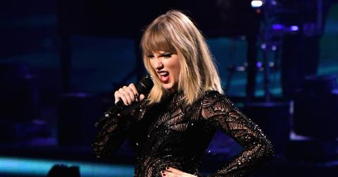 2017 DIRECTV NOW Super Saturday Night Concert In Houston – Taylor Swift Performance
