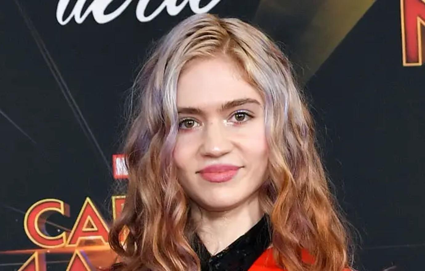 Grimes demands on X that Elon Musk let her see their son - Los