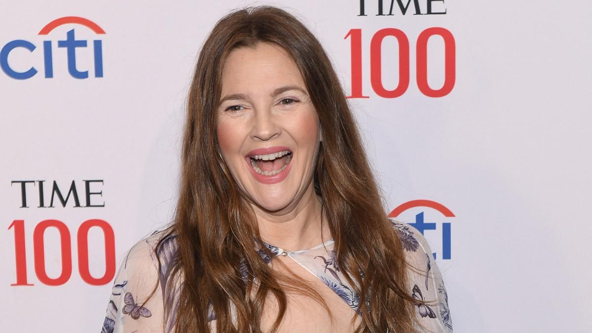 image of Megyn Kelly gushed over Drew Barrymore on her podcast. 