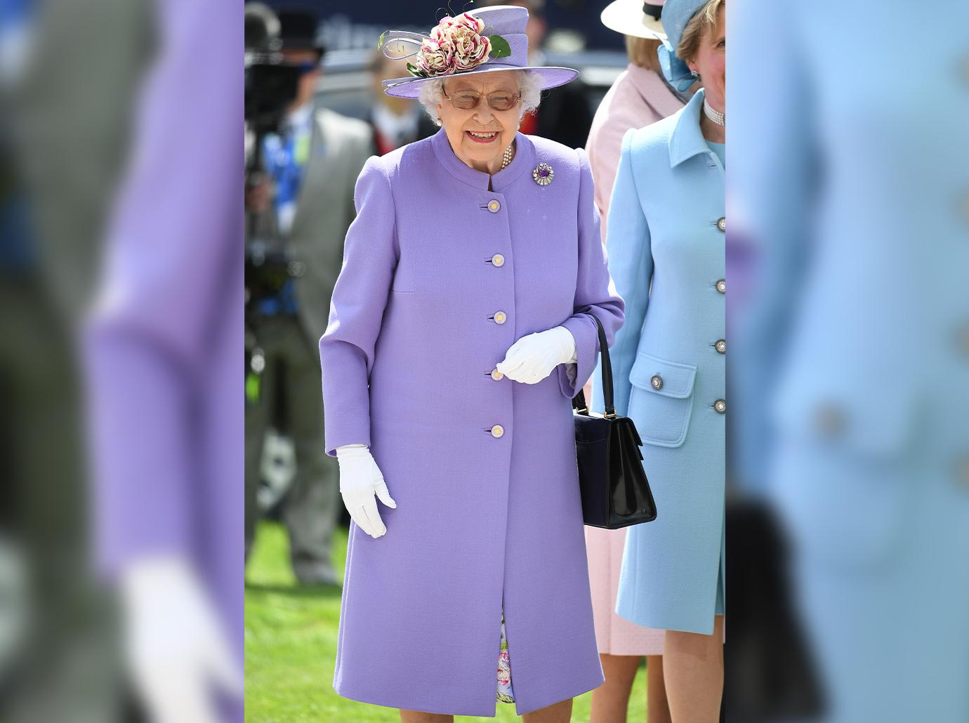 The 'practical' item Queen Elizabeth II reportedly had in her handbag