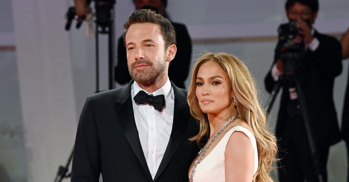 jennifer lopez ben affleck finding it difficult to be apart source reveals