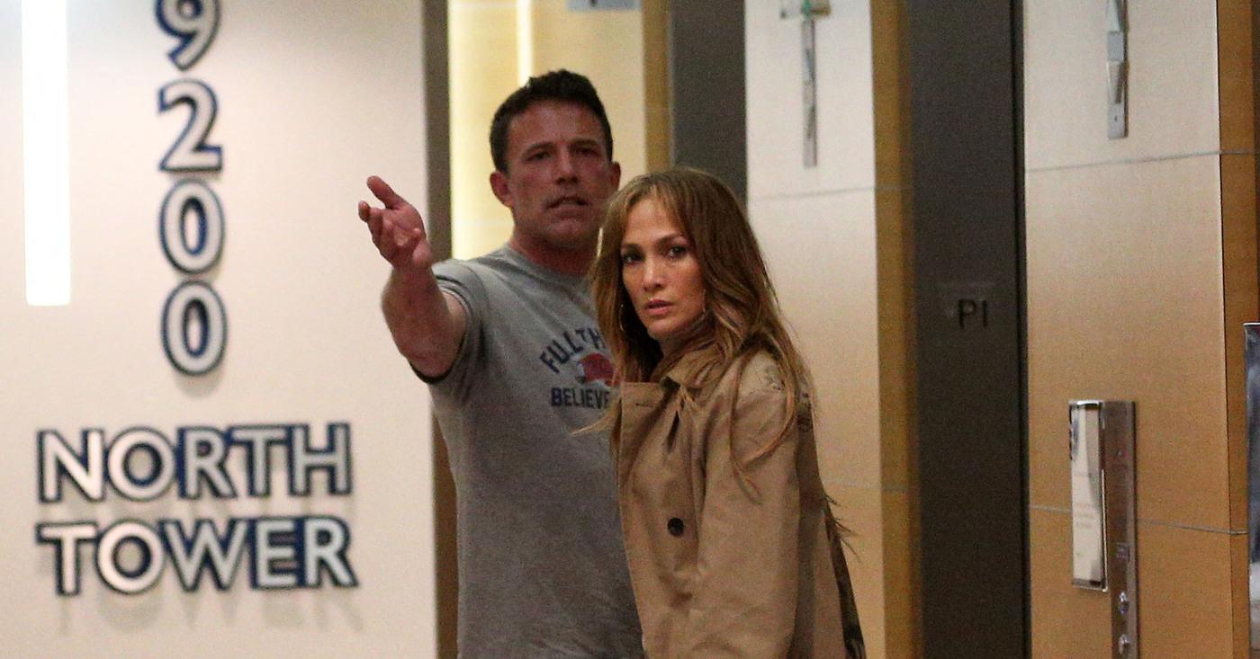 jennifer lopez banned questions ben affleck atlas tour