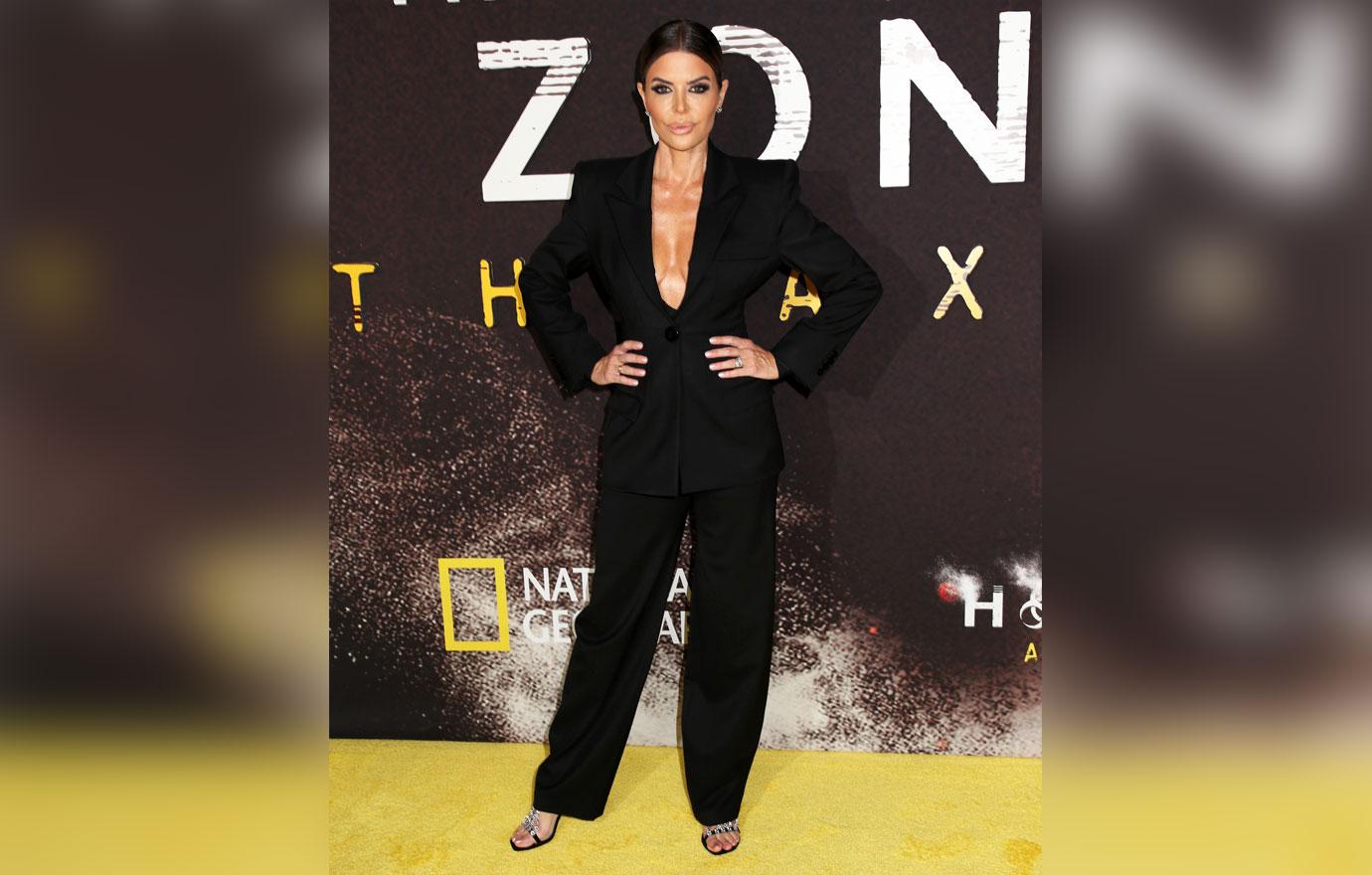 lisa rinna amelia hamlin harry hamlin hot zone premiere photos