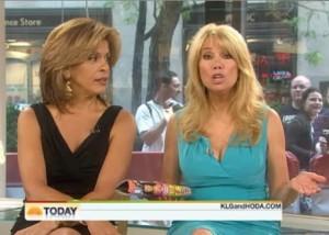 2010__05__Hoda_Kotb_Kathie_Lee_Gifford_May27newsne 300&#215;214.jpg