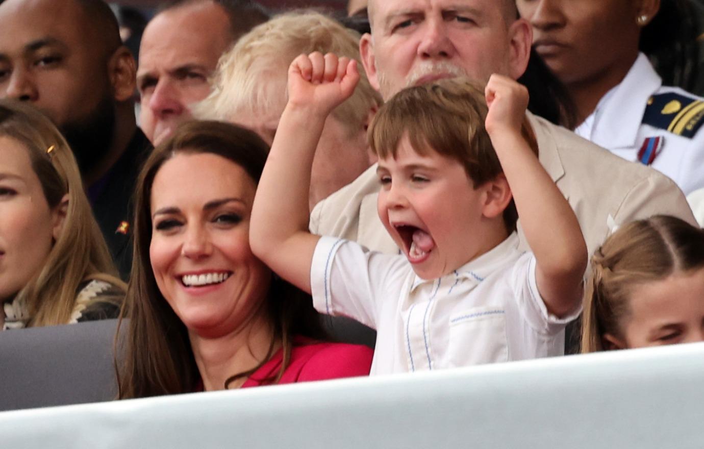 kate middleton exhausted prince louis silly faces platinum jubilee