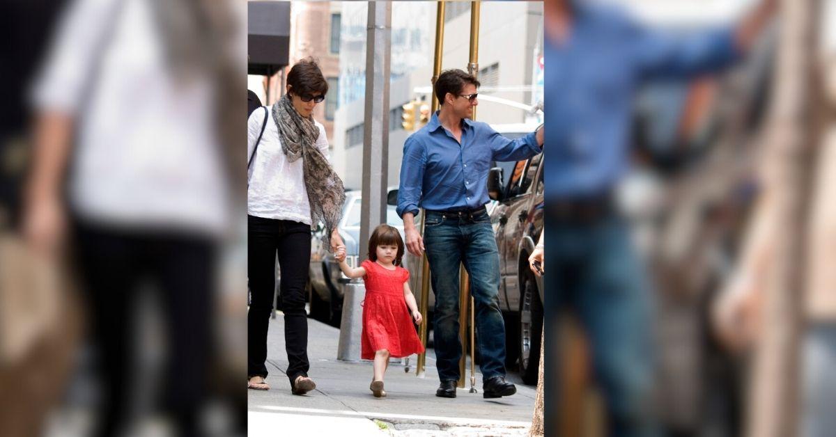 Photo of Suri Cruise, Katie Holmes and Tom Cruise