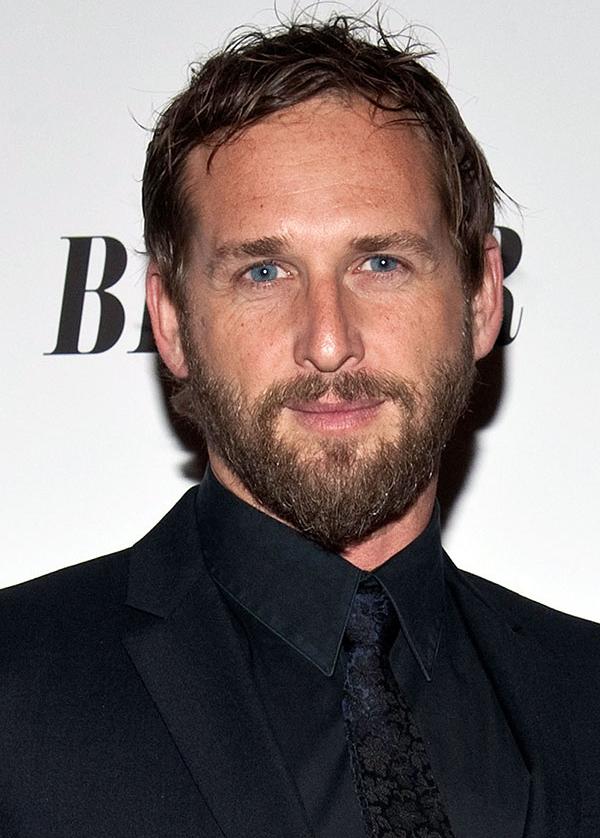 Josh Lucas Films Et Programmes Tv Red Carpet Confidential: Josh Lucas Says His "Beard is a Beast" At the
