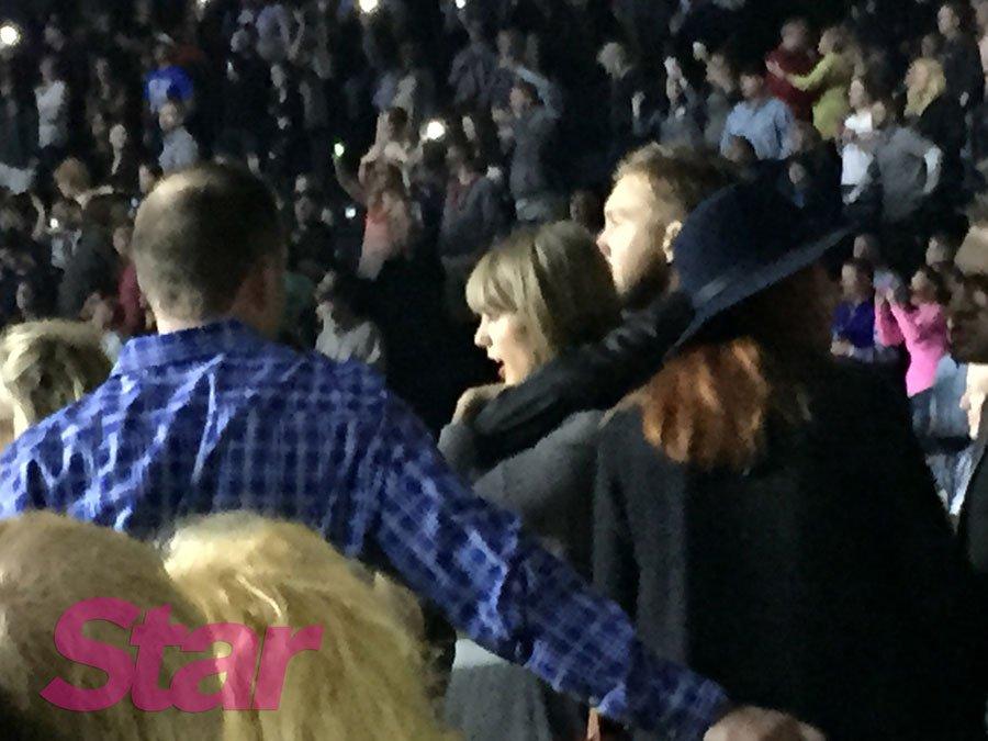 Taylor swift dating calvin harris concert nashville 08