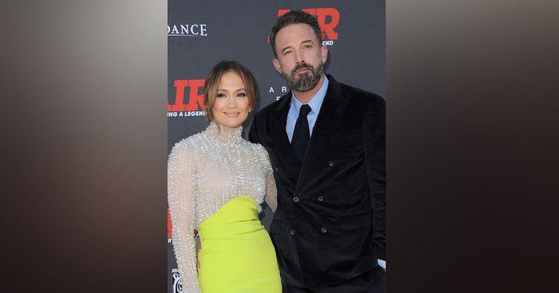 jennifer lopez ben affleck taking time apart